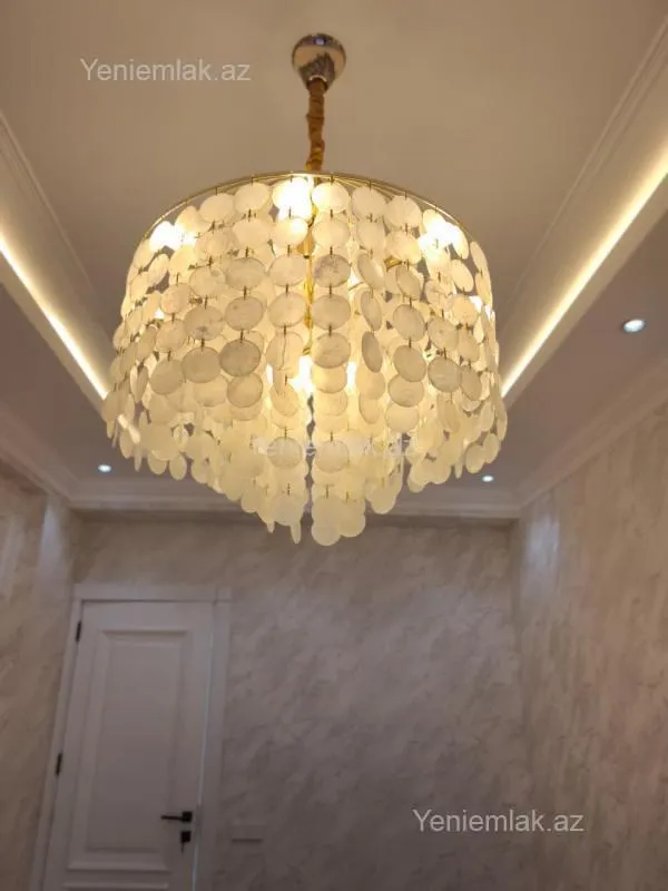 Satılır 2 otaqlı yeni tikili 101 m²