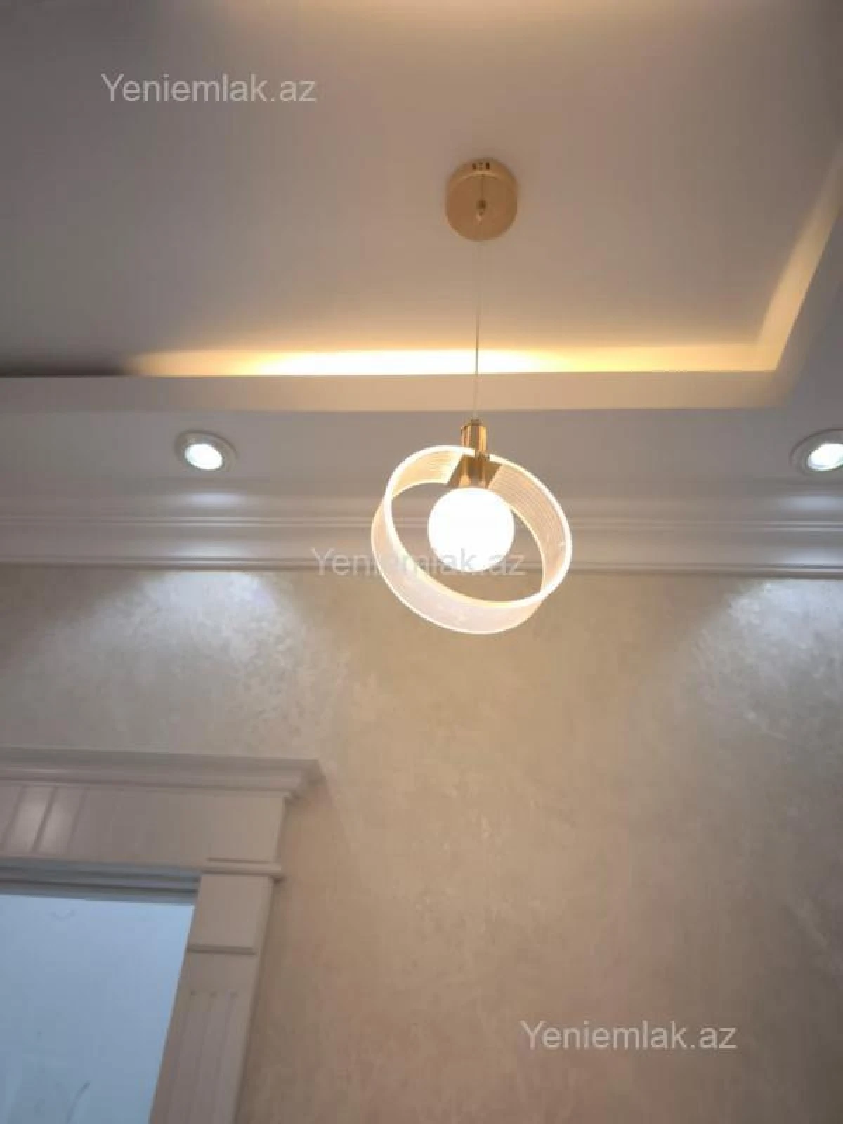 Satılır 2 otaqlı yeni tikili 101 m²