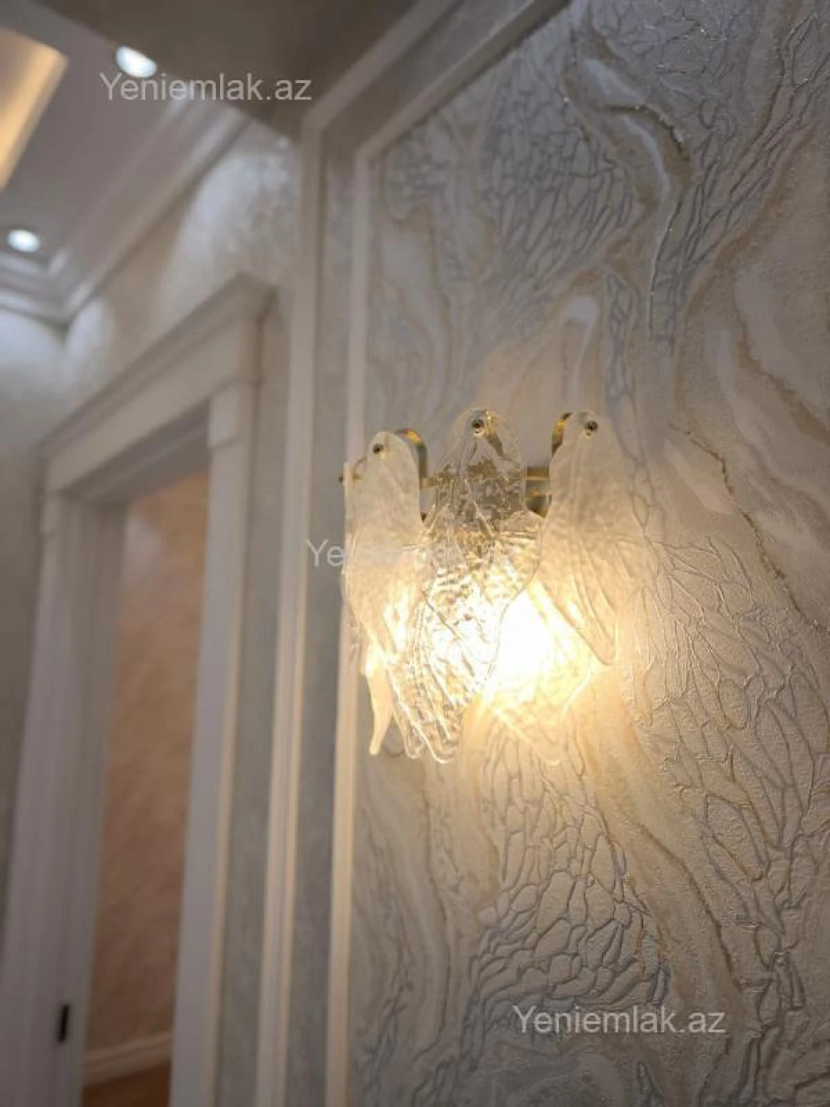 Satılır 2 otaqlı yeni tikili 101 m²