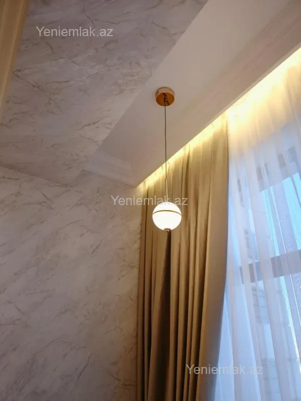 Satılır 2 otaqlı yeni tikili 101 m²