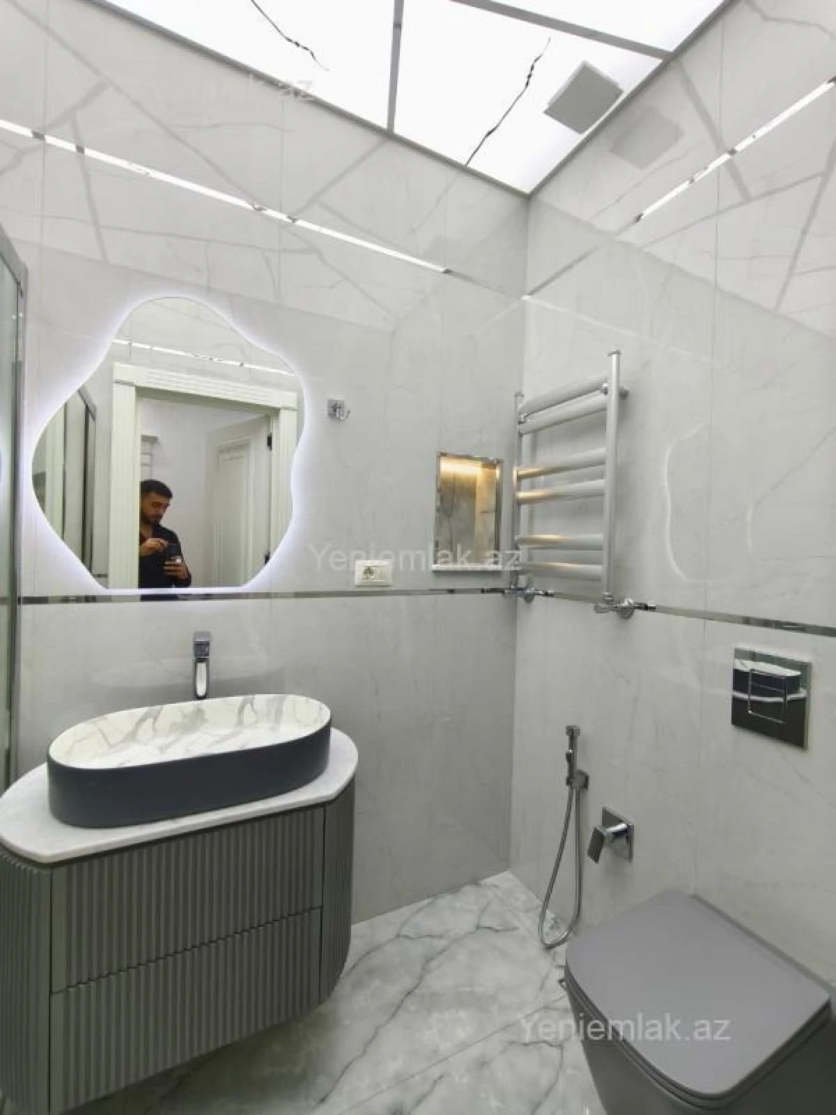 Satılır 3 otaqlı yeni tikili 96 m²