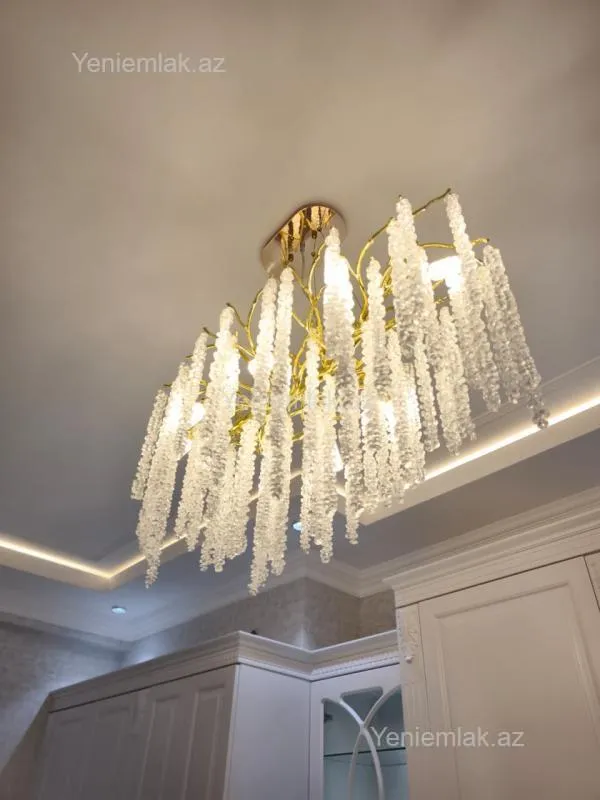 Satılır 2 otaqlı yeni tikili 101 m²