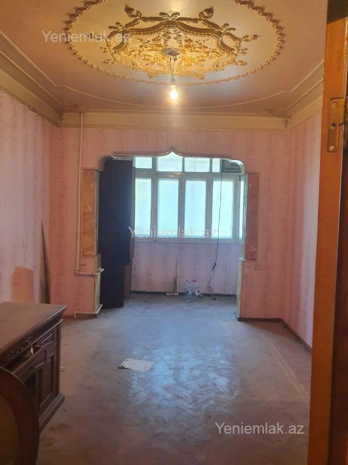 Satılır 3 otaqlı köhnə tikili 80 m²