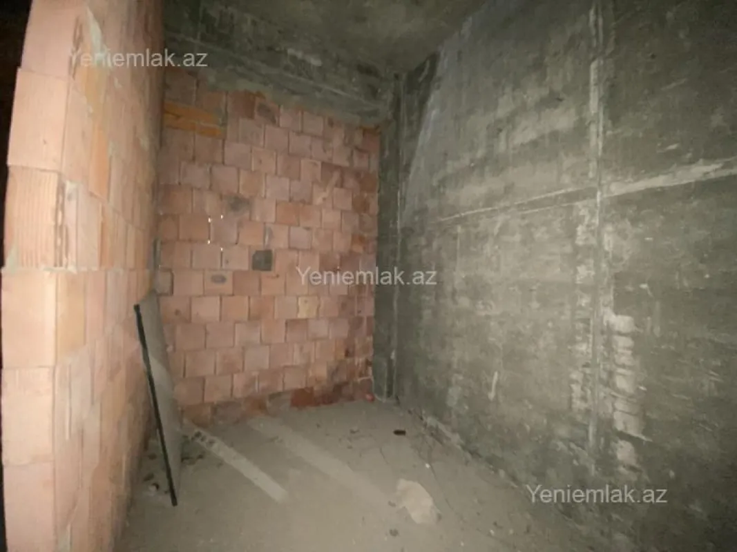 Satılır 2 otaqlı yeni tikili 96 m²