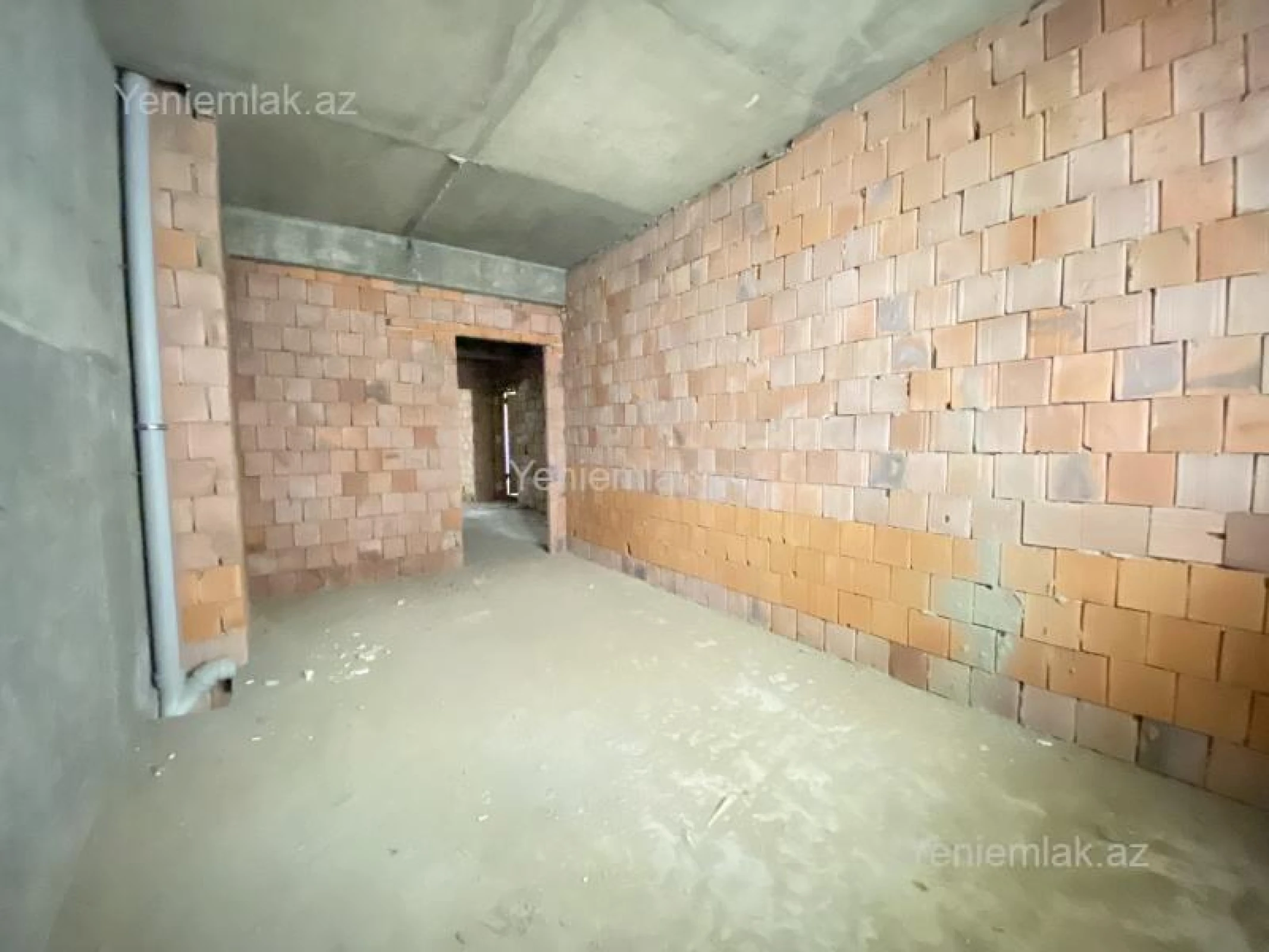 Satılır 2 otaqlı yeni tikili 96 m²