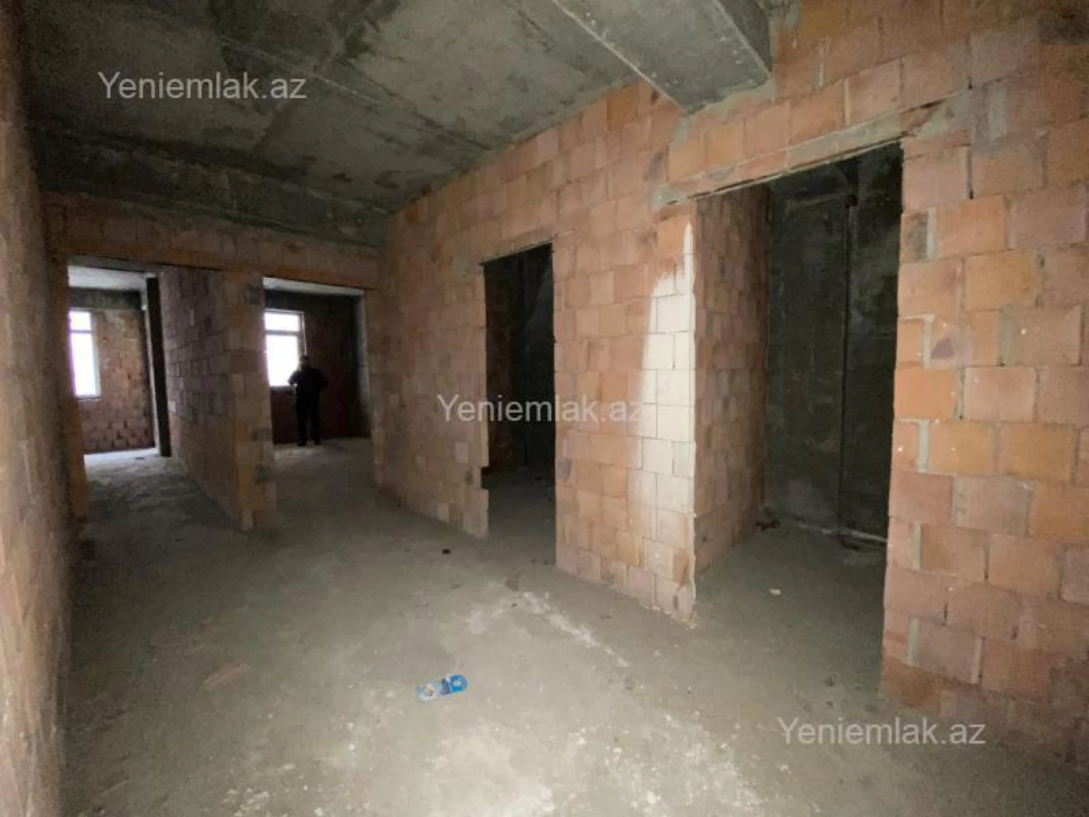 Satılır 2 otaqlı yeni tikili 96 m²