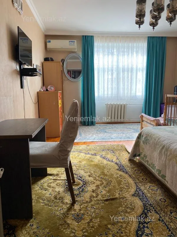 Satılır 2 otaqlı köhnə tikili 50.4 m²