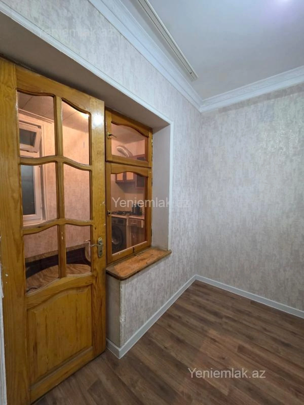 Satılır 3 otaqlı köhnə tikili 45 m²