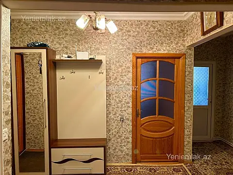 Satılır 3 otaqlı köhnə tikili 80 m²