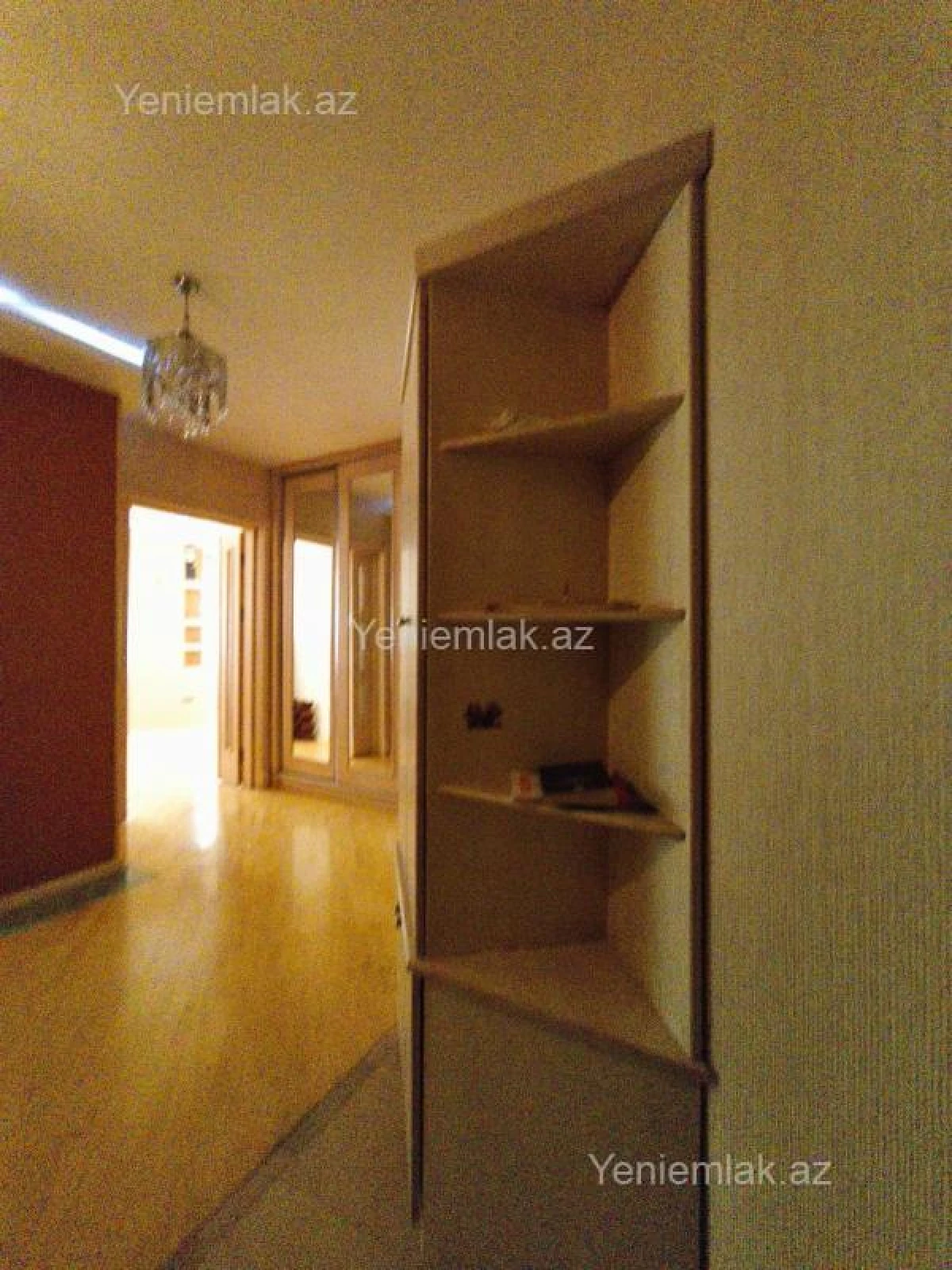 Satılır 2 otaqlı yeni tikili 130 m²