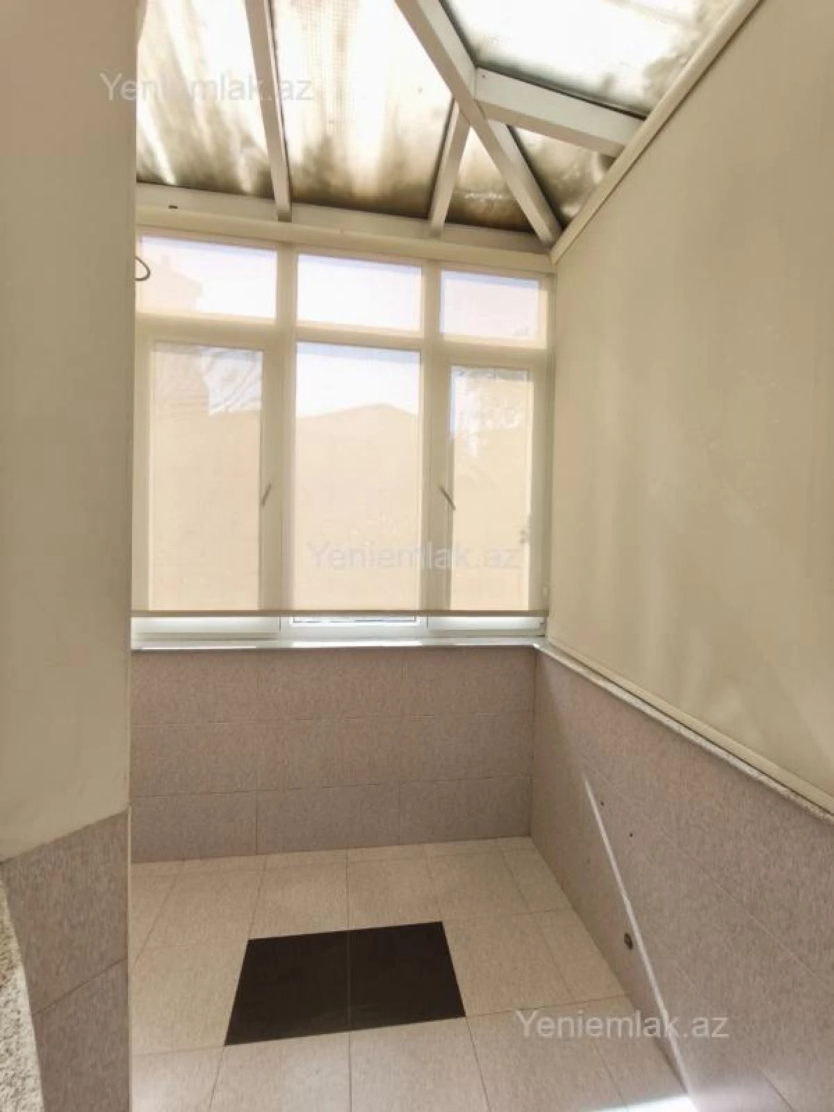 Satılır 2 otaqlı yeni tikili 130 m²