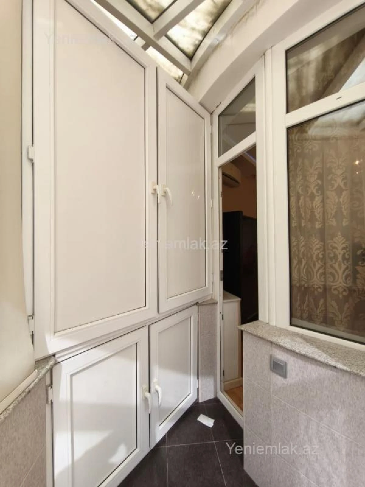 Satılır 2 otaqlı yeni tikili 130 m²