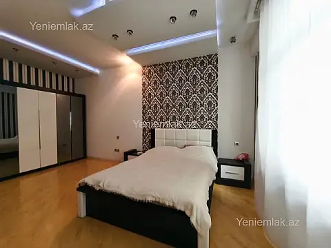 Satılır 2 otaqlı yeni tikili 130 m²