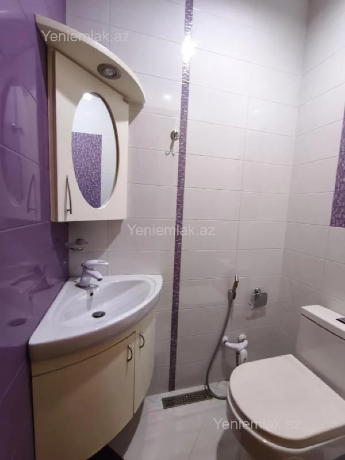 Satılır 2 otaqlı yeni tikili 130 m²