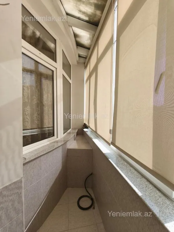 Satılır 2 otaqlı yeni tikili 130 m²