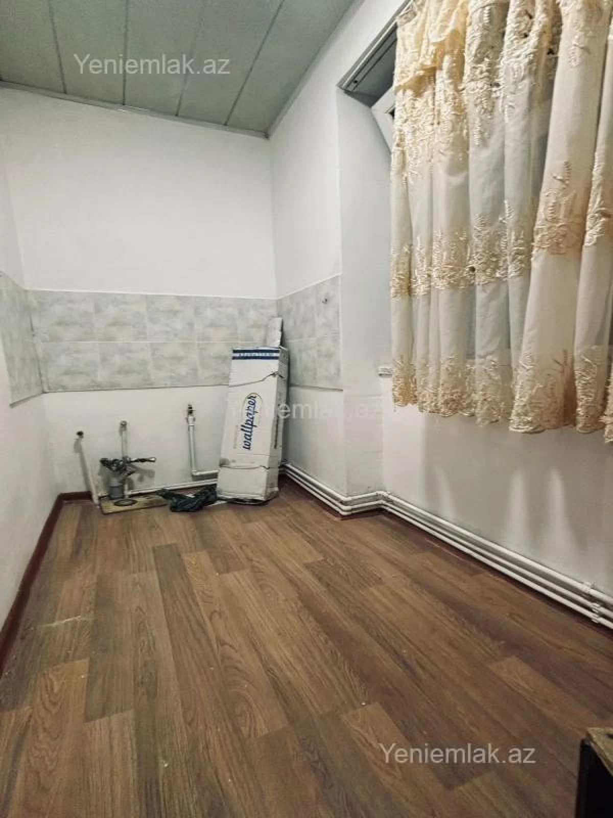 Satılır 2 otaqlı köhnə tikili 50 m²