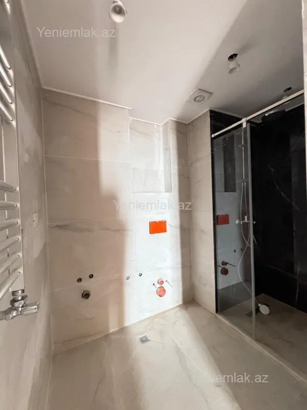 Satılır 2 otaqlı yeni tikili 63.99 m²