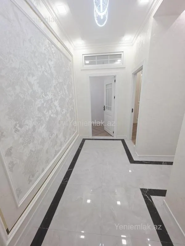 Satılır 3 otaqlı yeni tikili 75 m²