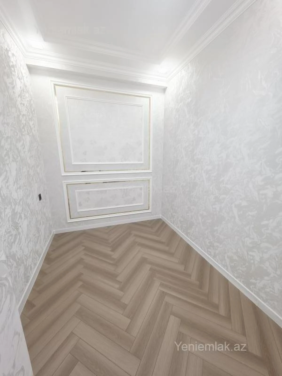 Satılır 3 otaqlı yeni tikili 75 m²