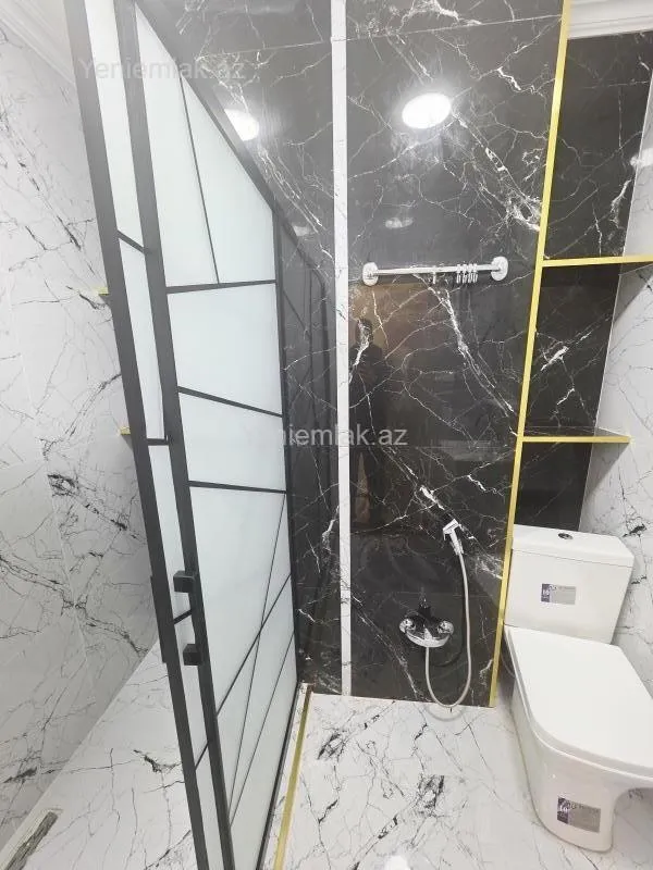 Satılır 3 otaqlı yeni tikili 75 m²