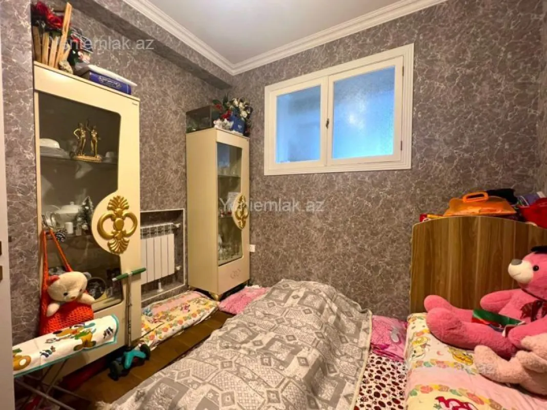 Satılır 3 otaqlı yeni tikili 75 m²