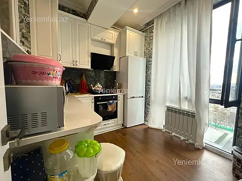 Satılır 3 otaqlı yeni tikili 75 m²