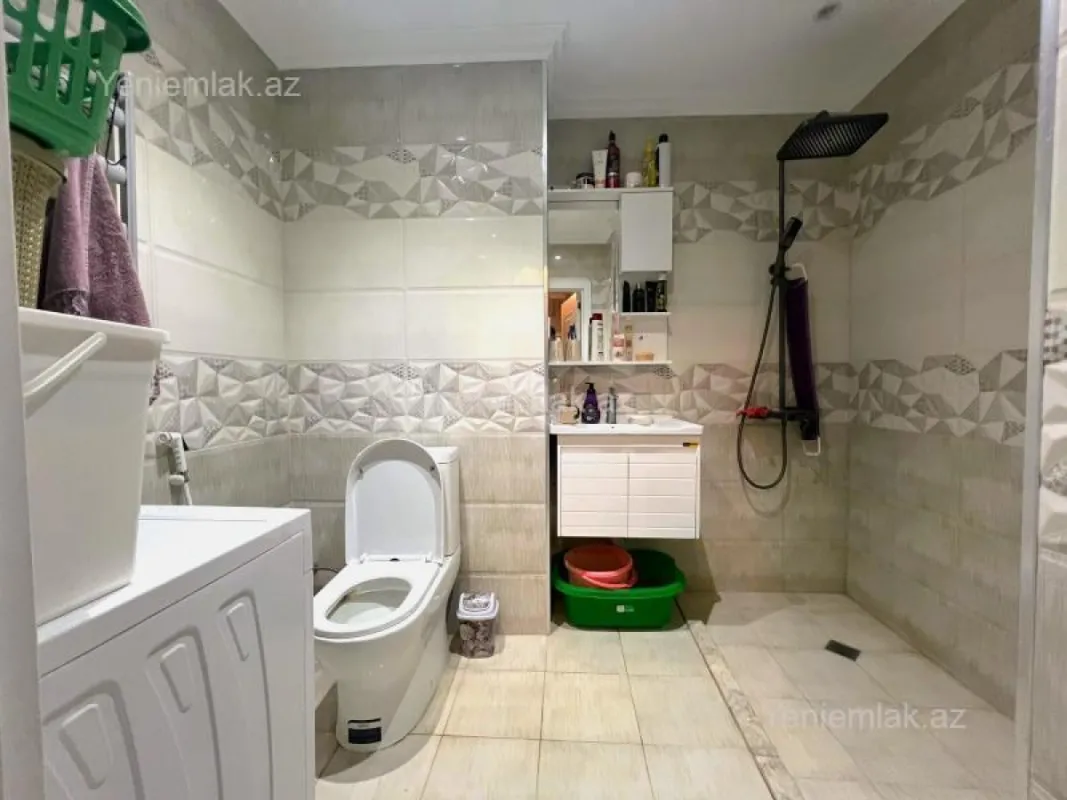 Satılır 3 otaqlı yeni tikili 75 m²