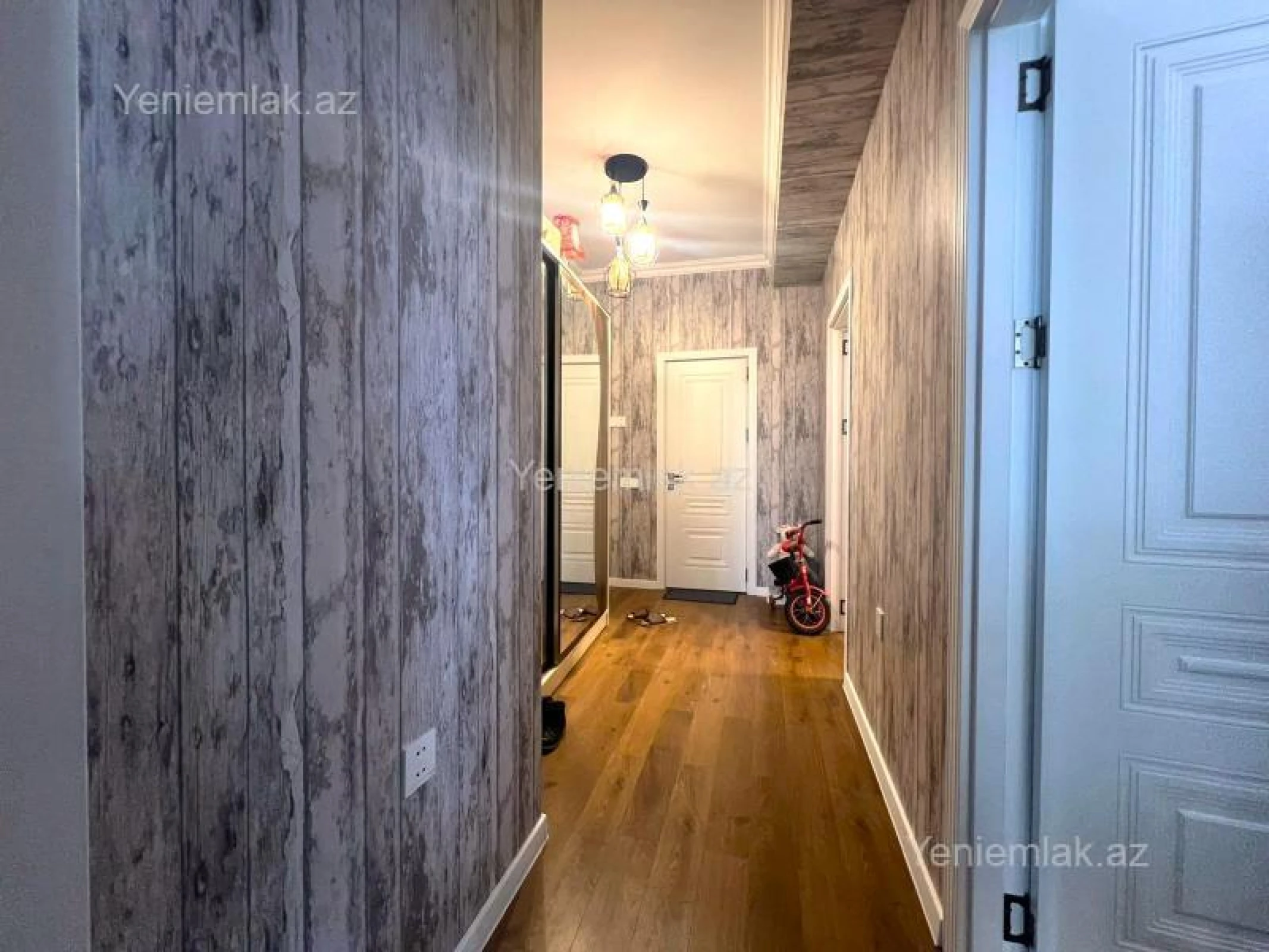 Satılır 3 otaqlı yeni tikili 75 m²