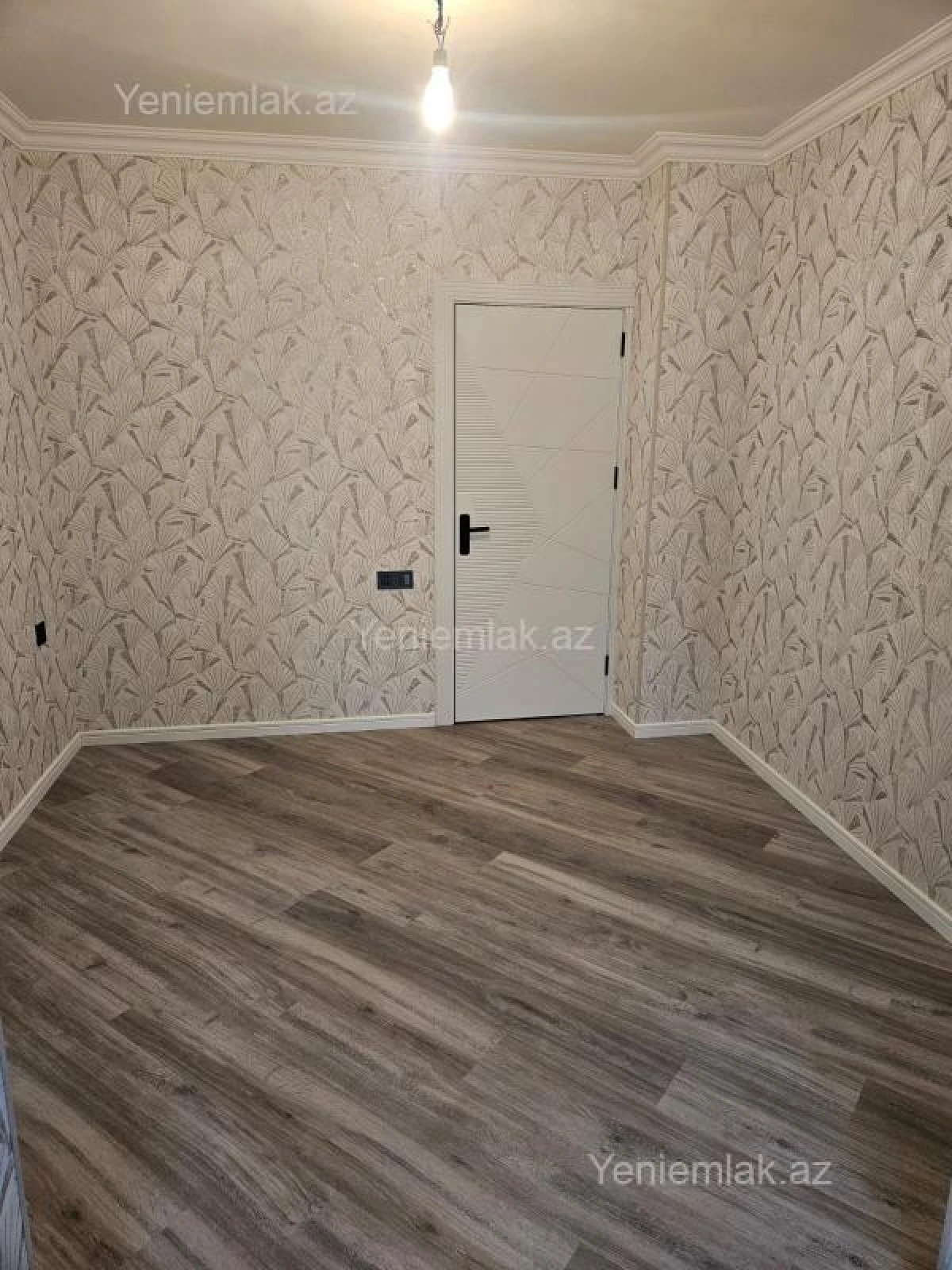 Satılır 3 otaqlı köhnə tikili 75 m²