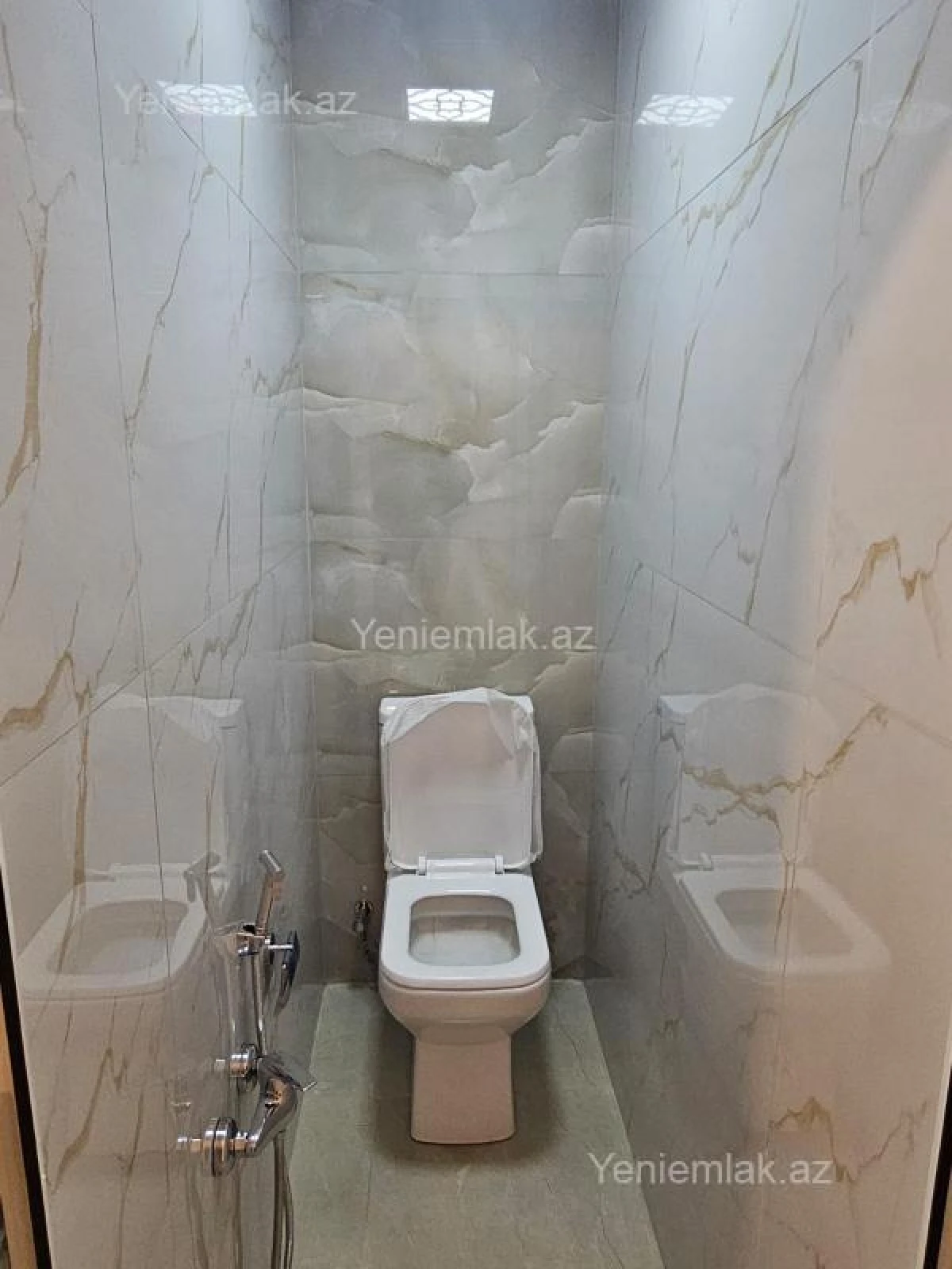 Satılır 3 otaqlı köhnə tikili 75 m²