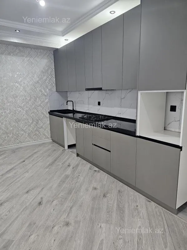 Satılır 3 otaqlı yeni tikili 127.5 m²