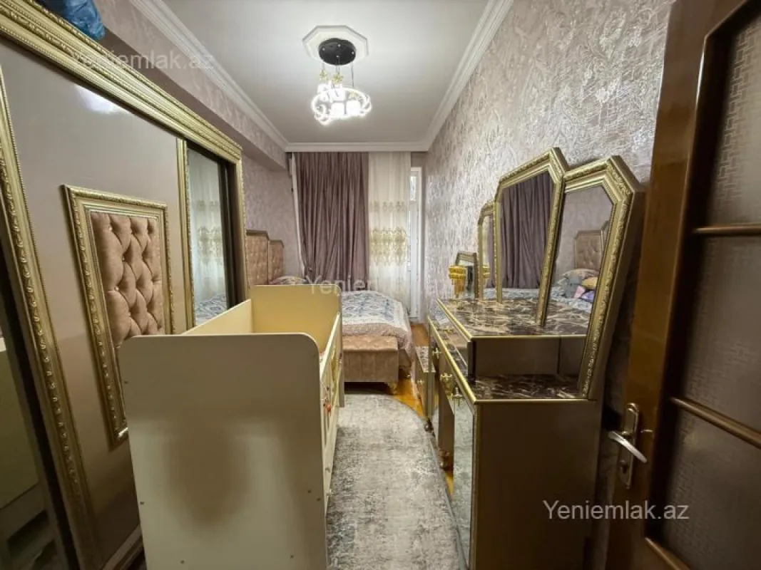 Satılır 2 otaqlı yeni tikili 72 m²