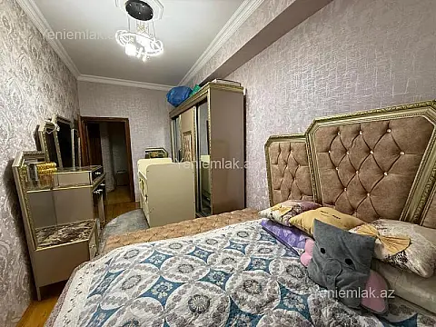 Satılır 2 otaqlı yeni tikili 72 m²