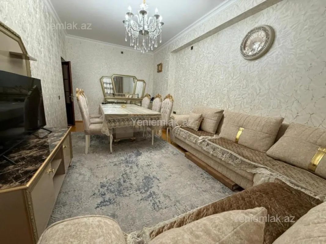 Satılır 2 otaqlı yeni tikili 72 m²