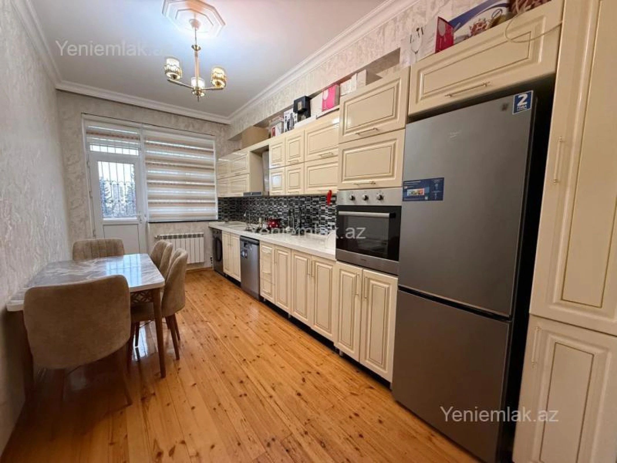 Satılır 2 otaqlı yeni tikili 72 m²