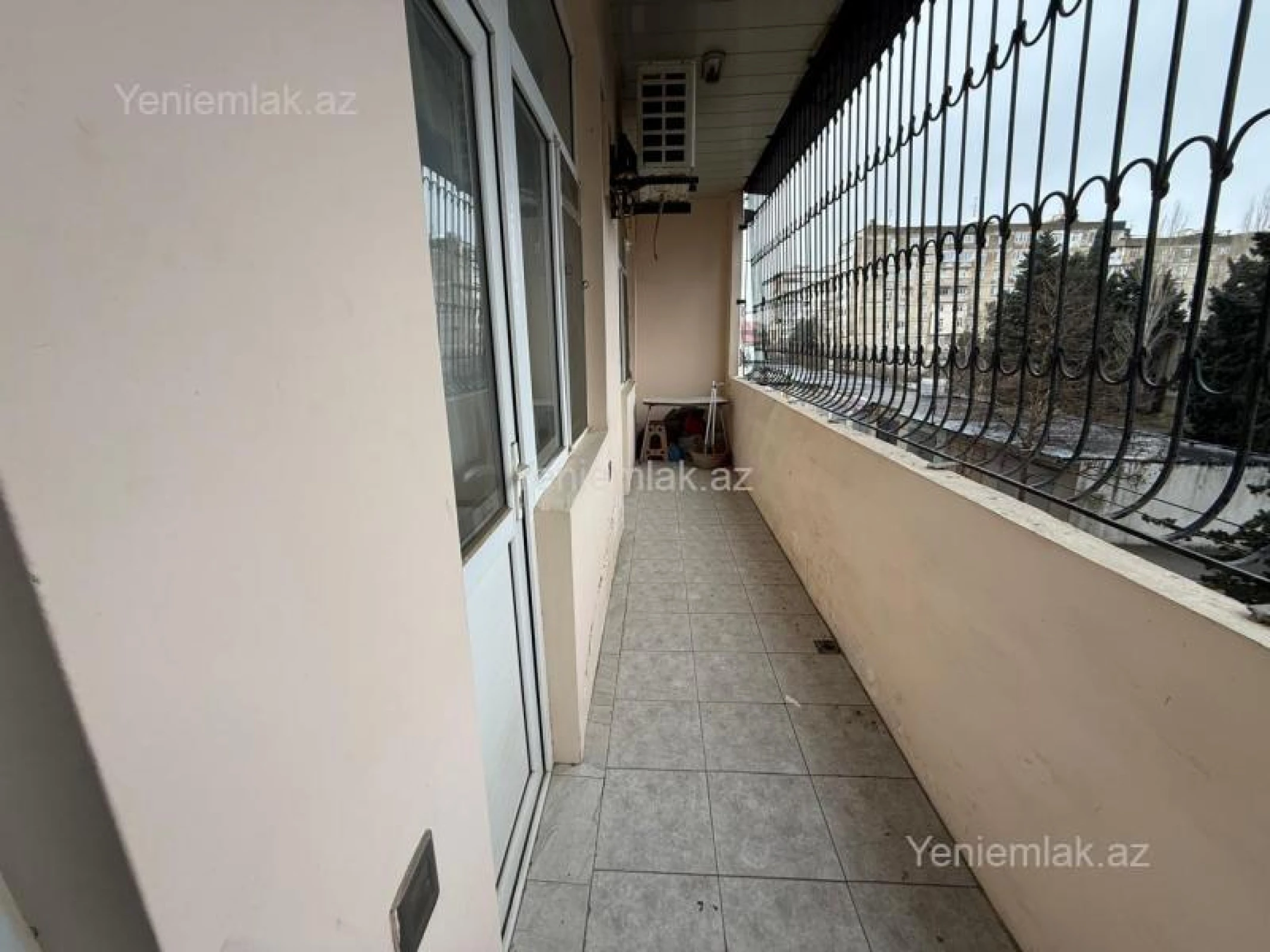 Satılır 2 otaqlı yeni tikili 72 m²