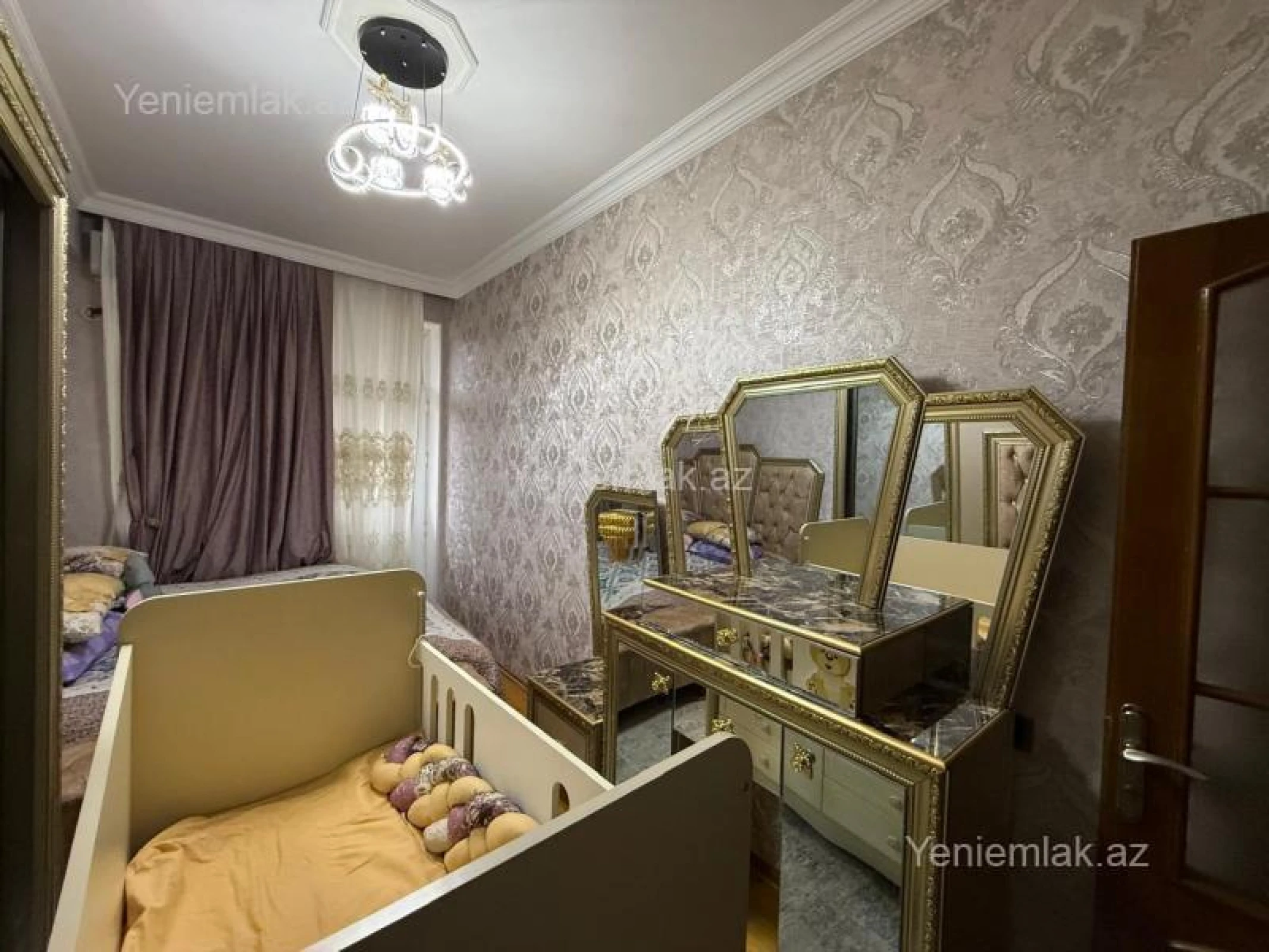 Satılır 2 otaqlı yeni tikili 72 m²