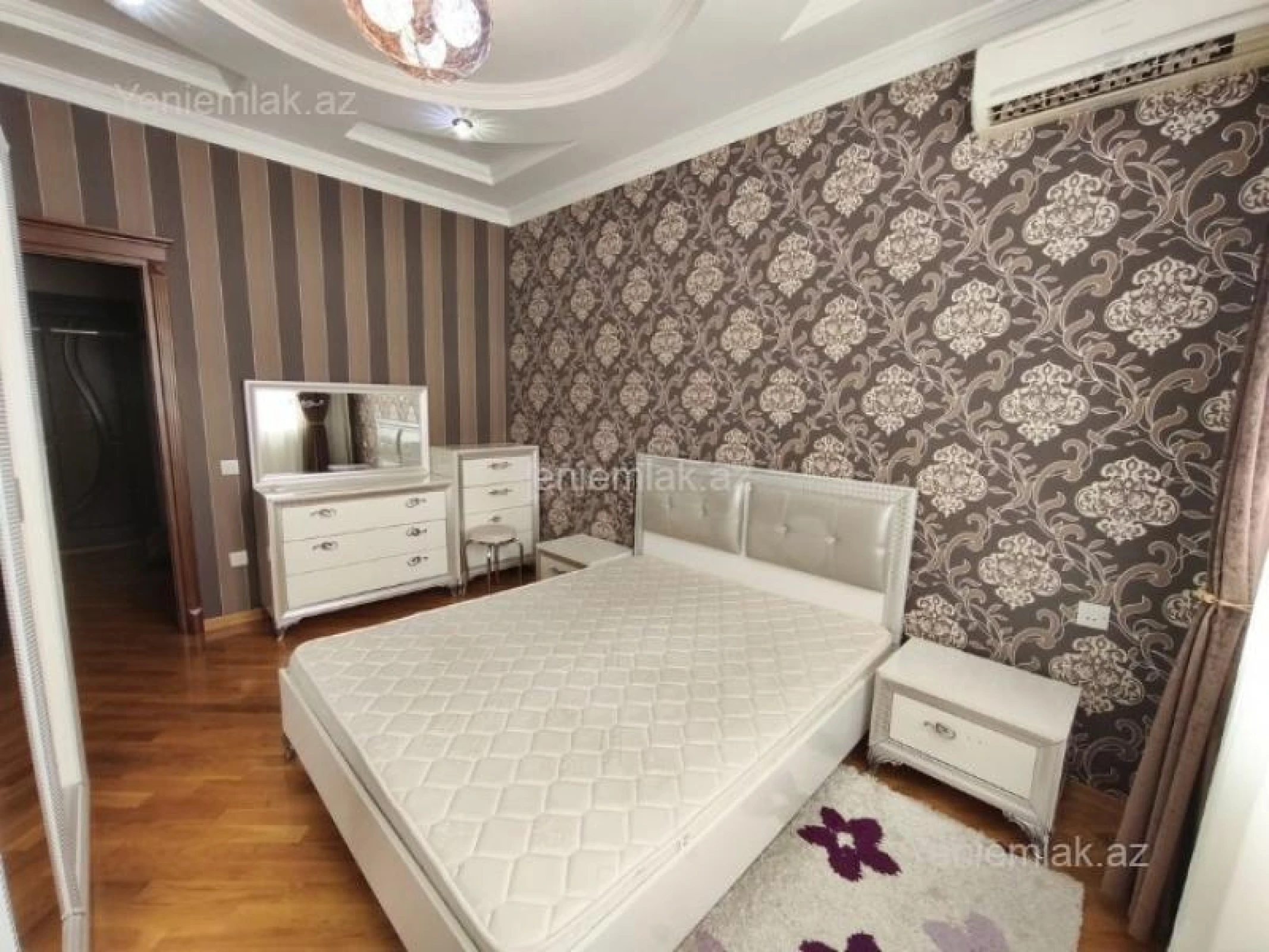 Satılır 3 otaqlı yeni tikili 103 m²