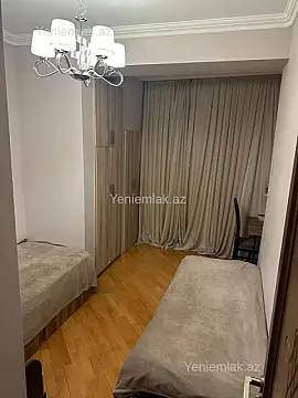 Satılır 3 otaqlı yeni tikili 82 m²