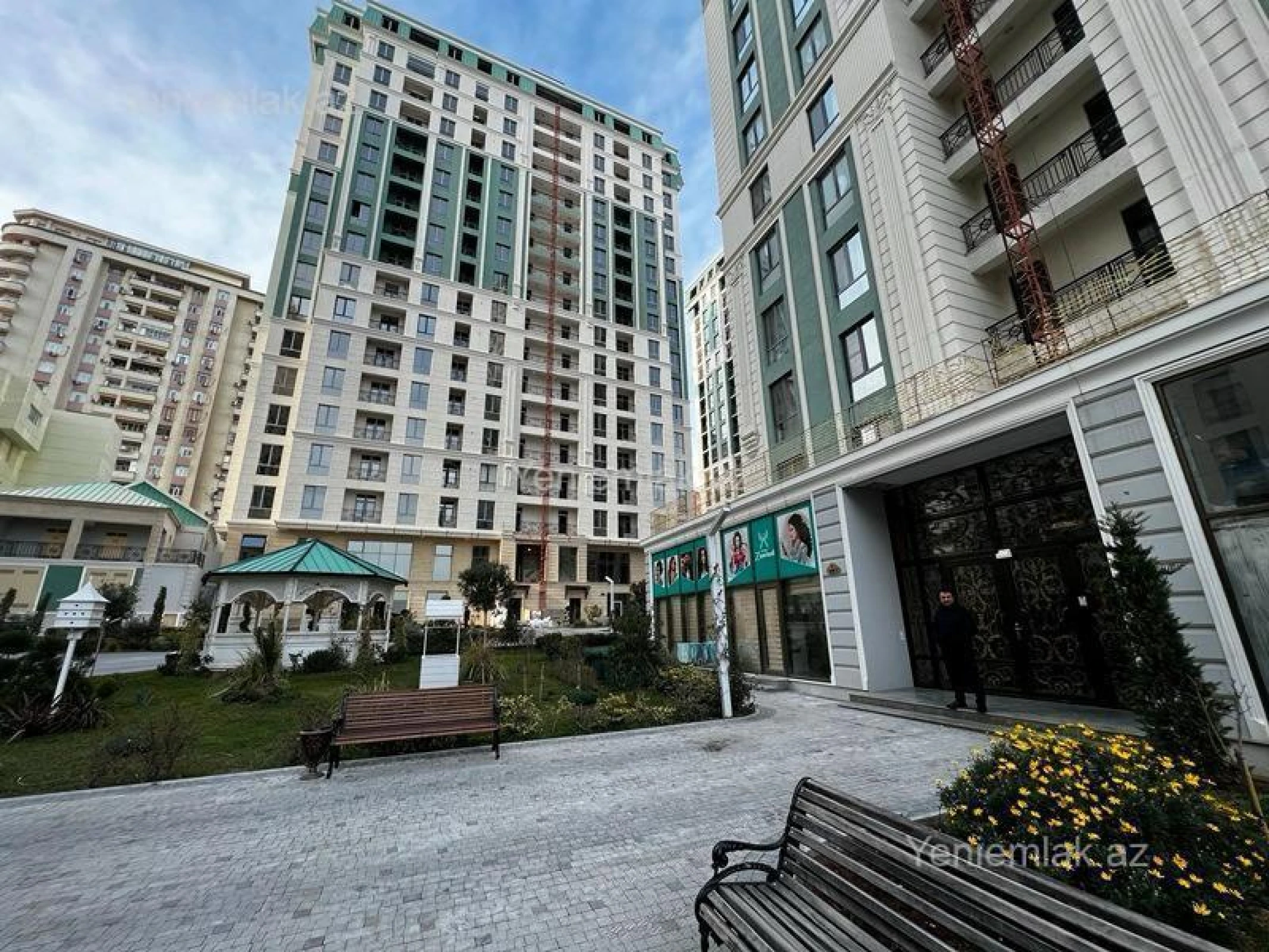 Satılır 2 otaqlı yeni tikili 96 m²