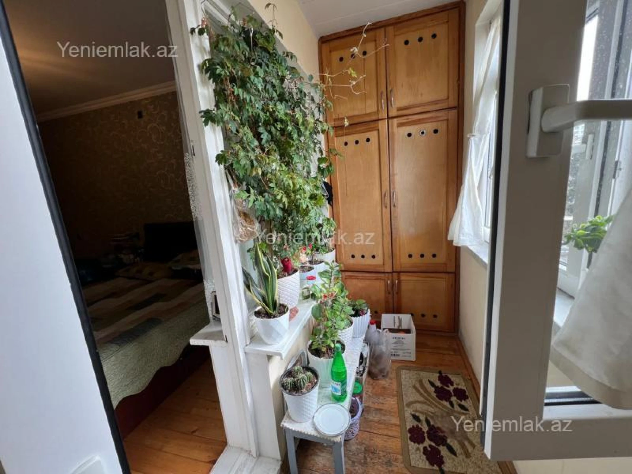 Satılır 3 otaqlı köhnə tikili 85 m²