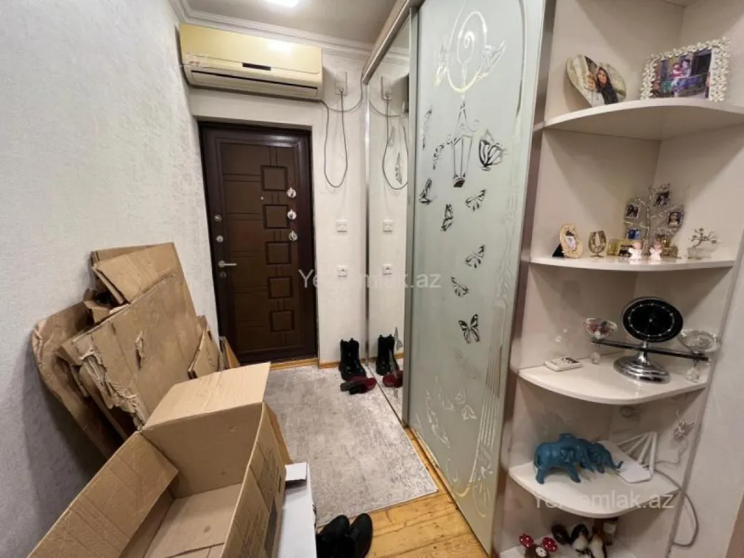 Satılır 3 otaqlı köhnə tikili 85 m²