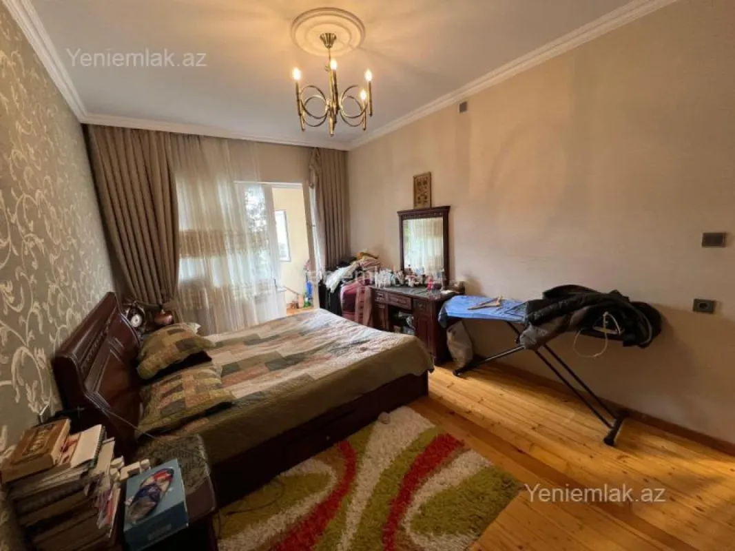 Satılır 3 otaqlı köhnə tikili 85 m²