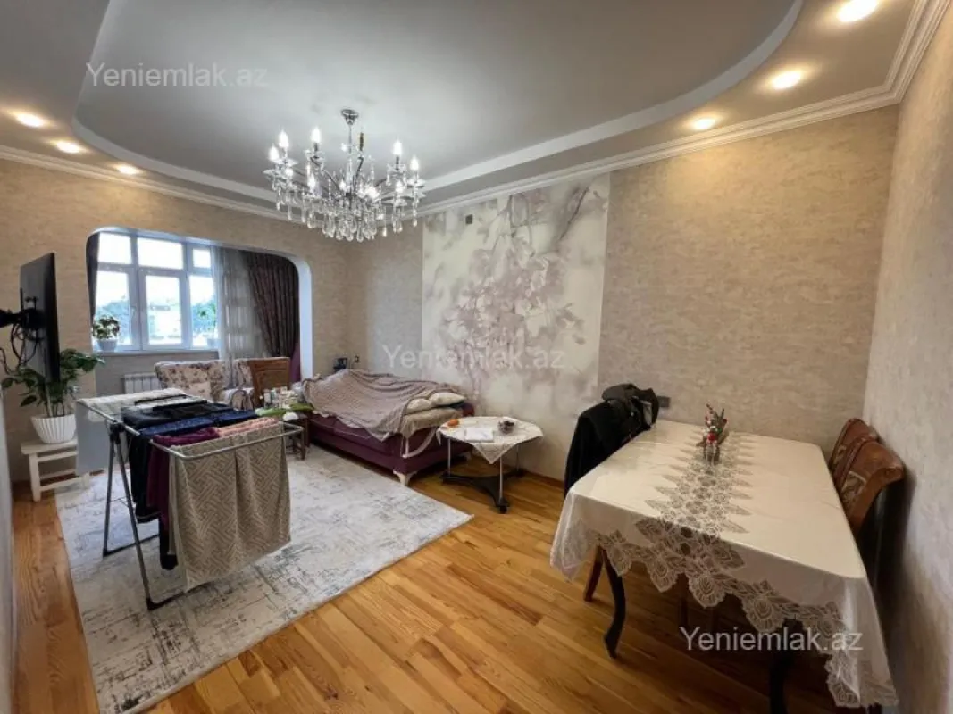 Satılır 3 otaqlı köhnə tikili 85 m²