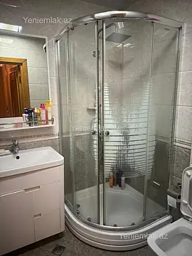 Satılır 3 otaqlı köhnə tikili 100 m²