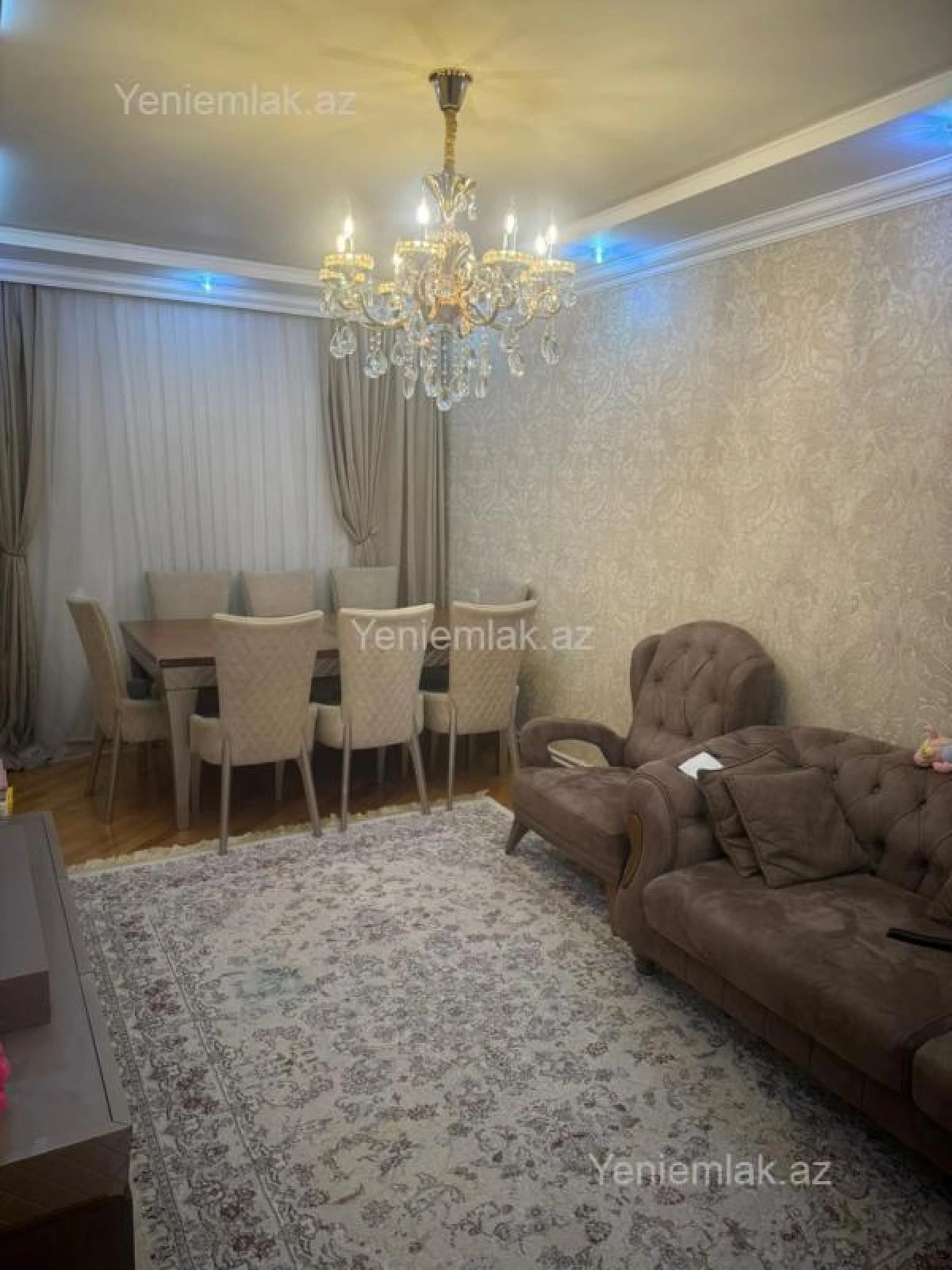 Satılır 3 otaqlı köhnə tikili 100 m²