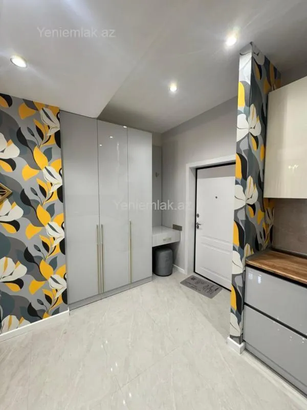 Satılır 2 otaqlı yeni tikili 56 m²
