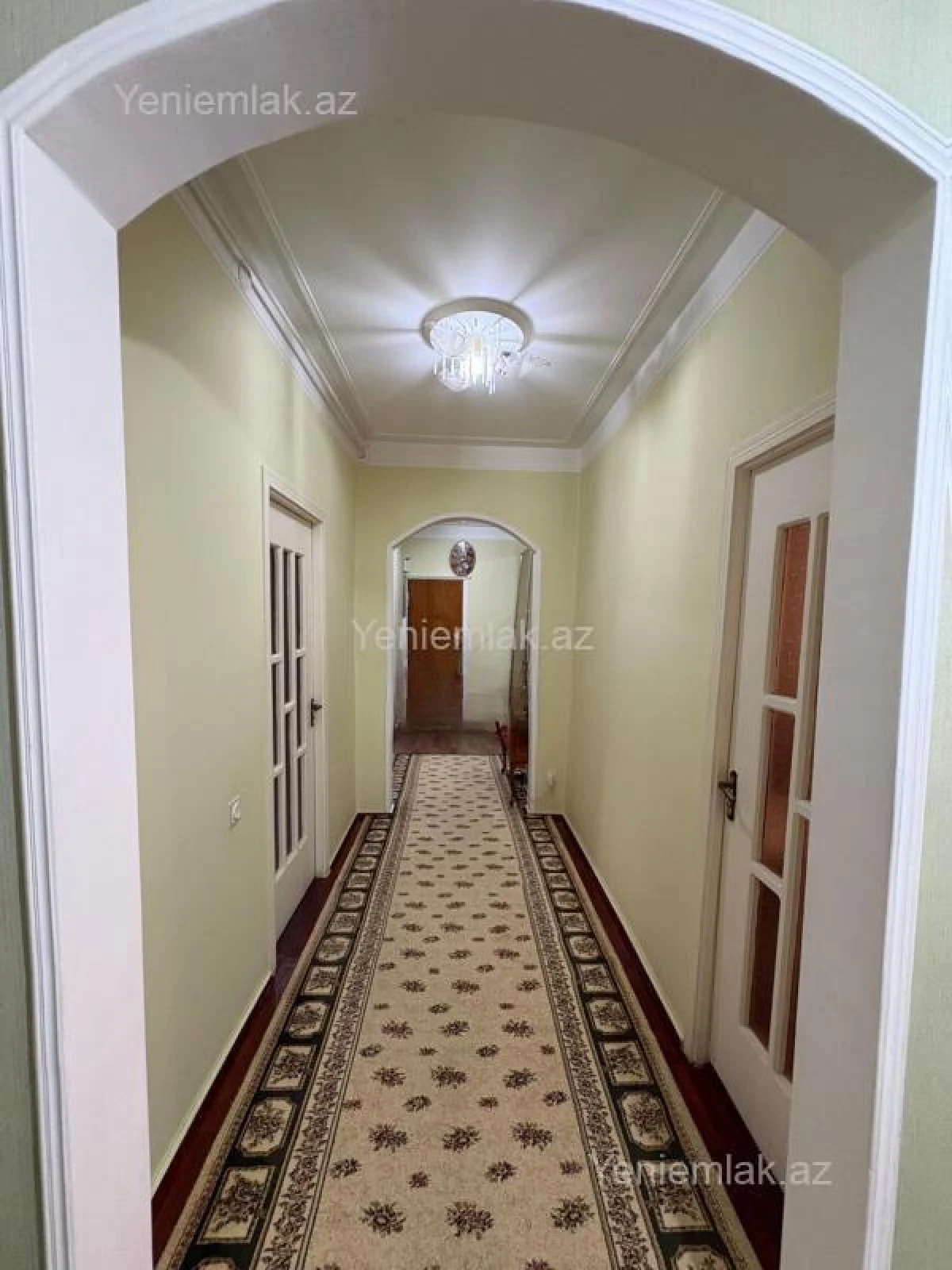 Satılır 4 otaqlı köhnə tikili 110 m²