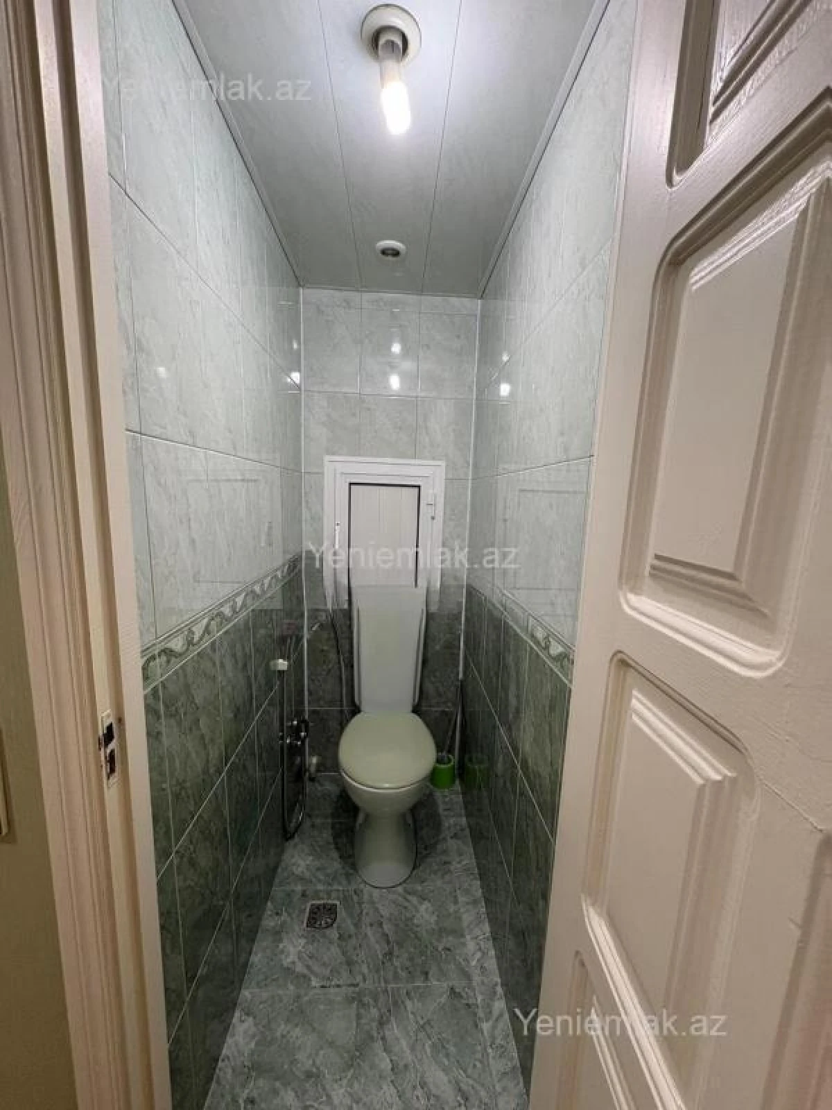 Satılır 4 otaqlı köhnə tikili 110 m²