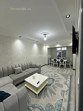 Satılır 4 otaqlı köhnə tikili 110 m²